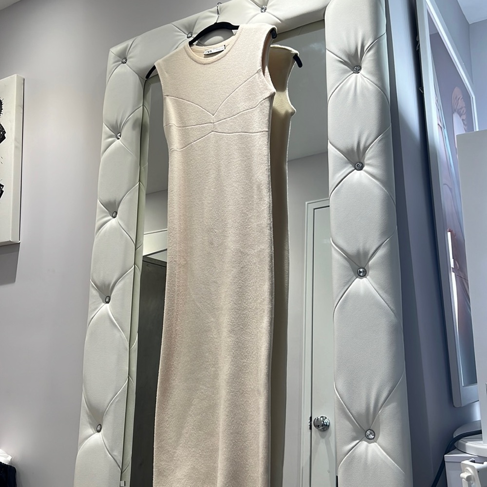 Maxi & being dress . Zara dress . size Small